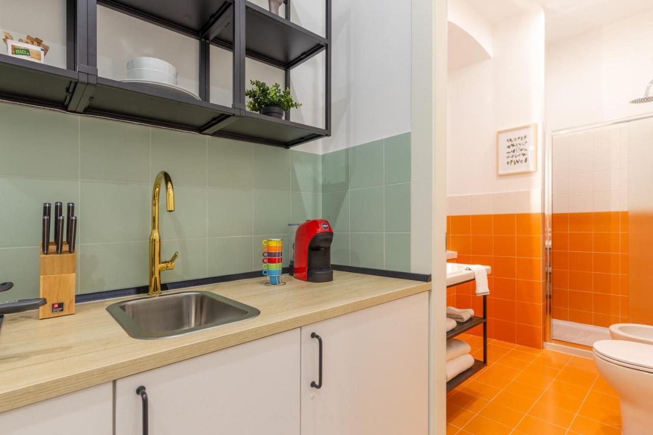 Lovely And Tiny Pied-A-Terre In The City Center Trieste Exteriör bild
