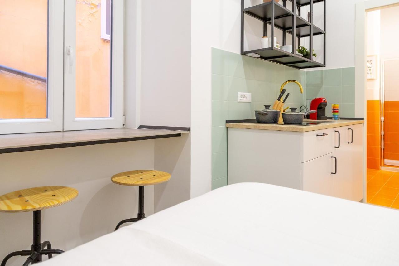 Lovely And Tiny Pied-A-Terre In The City Center Trieste Exteriör bild